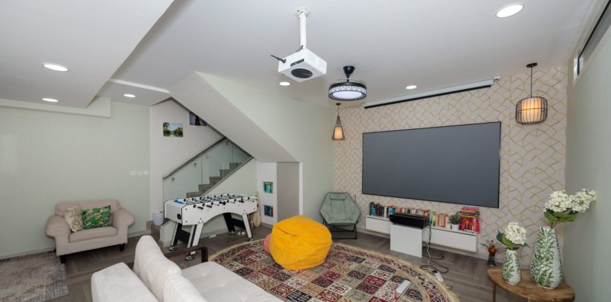 Villa en DAMAC Hills (Akoya by DAMAC), Dubai, EAU 3 dormitorios, 112 m² № 677356