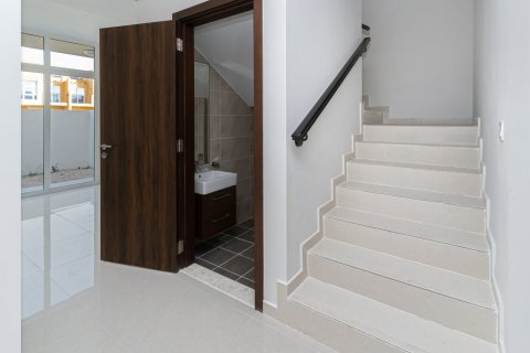 וילה להשכרה ב DAMAC Hills (Akoya by DAMAC), Dubai, איחוד האמירויות  3 חדרי שינה, 167 מ"ר, מספר 677354 - תמונה 4