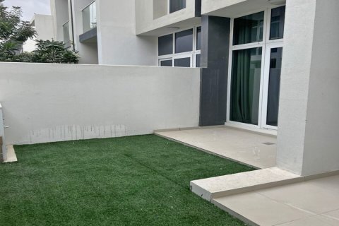 טאונהאוס להשכרה ב DAMAC Hills (Akoya by DAMAC), Dubai, איחוד האמירויות  5 חדרי שינה, 112 מ"ר, מספר 677355 - תמונה 12