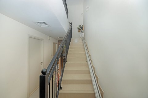 טאונהאוס להשכרה ב DAMAC Hills (Akoya by DAMAC), Dubai, איחוד האמירויות  5 חדרי שינה, 112 מ"ר, מספר 677355 - תמונה 4