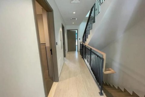 Зняти в оренду таунхаус в Damac Lagoons, Дубай, ОАЕ 5 спалень, 220м2, № 690441 - фото 9