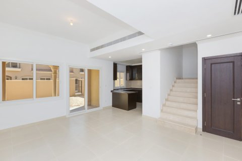 Kuća u nizu u gradu Serena, Dubai, UAE 2 spavaće sobe, 172 m2 Br. 690440 - Slika 2