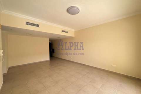 Apartment til salg i Al Hamra Village, Ras Al Khaimah, UAE 1 soveværelse, 111.5 kvm № 690438 - foto 3
