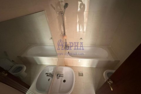 Apartment til salg i Al Hamra Village, Ras Al Khaimah, UAE 1 soveværelse, 111.5 kvm № 690438 - foto 8