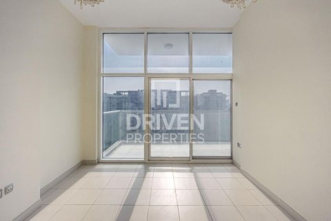 Müüa korter asukohaga Dubai Studio City, Dubai, AÜE: 3 magamistoaga, 153 m² Nr 653138 - pilt 10