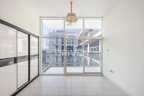 Müüa korter asukohaga Dubai Studio City, Dubai, AÜE: 3 magamistoaga, 153 m² Nr 653138 - pilt 9