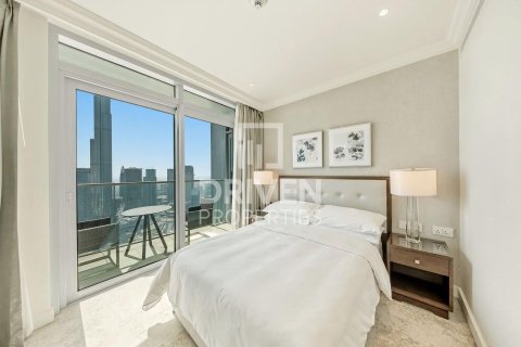 Apartment in Downtown Dubai (Downtown Burj Dubai), Dubai, UAE 4 bedrooms, 251.21 sq.m. № 768539 - photo 12