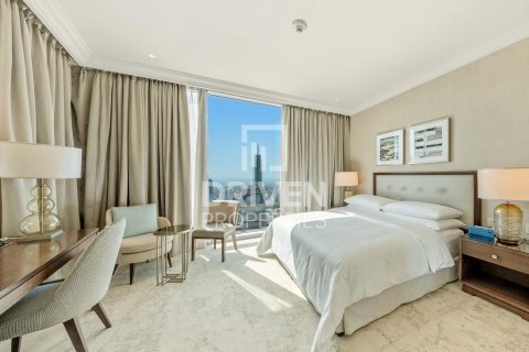 Apartment in Downtown Dubai (Downtown Burj Dubai), Dubai, UAE 4 bedrooms, 251.21 sq.m. № 768539 - photo 11