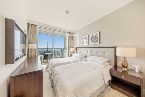 Apartment in Downtown Dubai (Downtown Burj Dubai), Dubai, UAE 4 bedrooms, 251.21 sq.m. № 768539 - photo 9