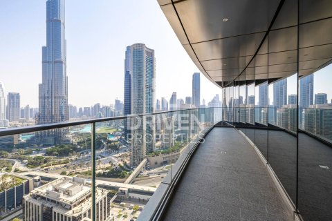 Διαμέρισμα σε Downtown Dubai (Downtown Burj Dubai), Dubai, ΗΑΕ 2 υπνοδωμάτια, 157.84 τ.μ. Αρ. 768536 - φωτογραφία 15