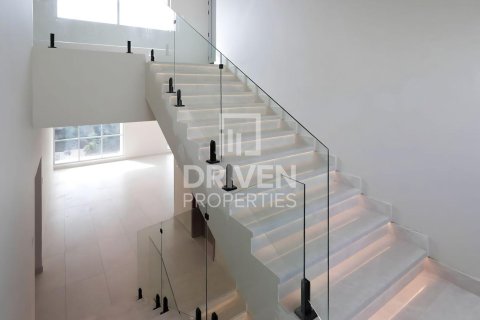 Villa sa Jumeirah, Dubai, UAE 4 silid-tulugan, 668.9 sq.m. № 768535 - larawan 12