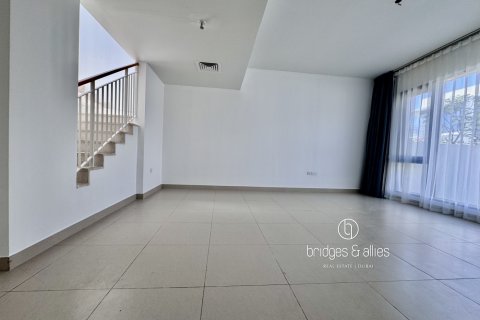 Villa in Dubai Hills Estate, UAE 3 bedrooms, 194 sq.m. № 697383 - photo 7