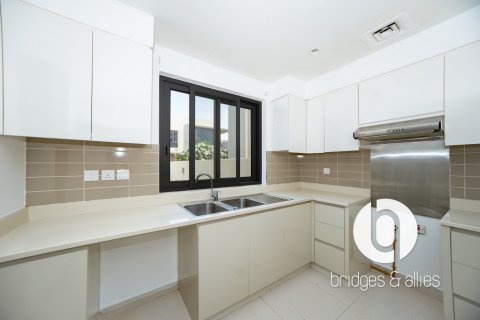 Villa til leje i Dubai Hills Estate, Dubai, UAE 3 soveværelser, 194 kvm № 697383 - foto 6