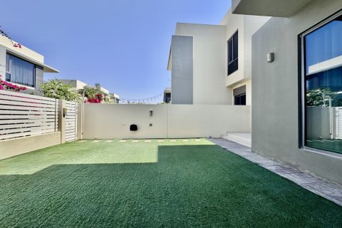 Villa à louer à Dubai Hills Estate, Dubai, EAU 3 chambres, 194 m2 № 697383 - photo 3