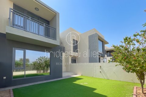 Huvila Dubai Hills Estate, Arabiemiraatit 3 makuuhuonetta, 192 m2 № 697384 - kuva 2
