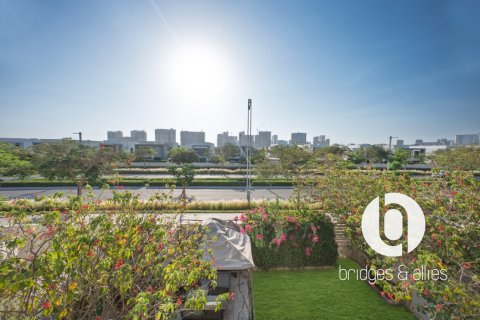 Dubai Hills Estate、Dubai、UAE にあるヴィラの賃貸物件 3ベッドルーム、192 m2、No697384 - 写真 9