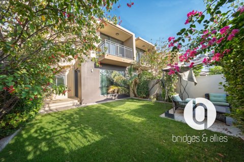 Vilë në Dubai Hills Estate, Emiratet e Bashkuara Arabe 3 dhoma gjumi, 192 m2. № 697384