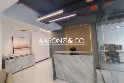 Business Bay、Dubai、UAE にあるオフィスの賃貸物件 135 m2、No678723 - 写真 2