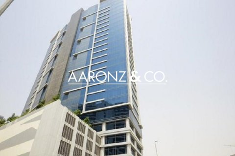 Oficiu de închiriat în Business Bay, Dubai, EAU 81 mp. №678722 - poză 11