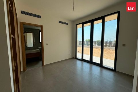 Vilă de închiriat în Jebel Ali, Dubai, EAU 5 dormitoare, 714.6 mp.  №732951 - poză 8