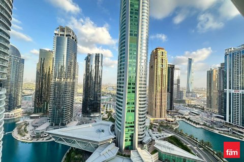 Appartement te huur in Dubai, VAE 2 slaapkamers, 109.2 vr.m., nr 679922 - foto 10