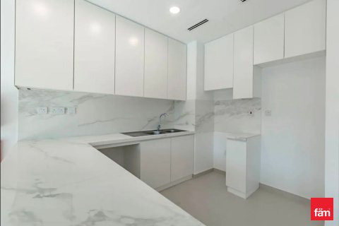 Villa te huur in Dubai, VAE 3 slaapkamers, 180 vr.m., nr 679895 - foto 6