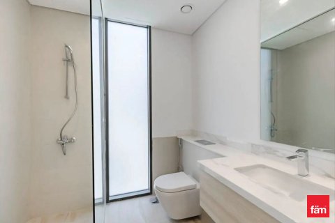 Villa te huur in Dubai, VAE 3 slaapkamers, 180 vr.m., nr 679895 - foto 10