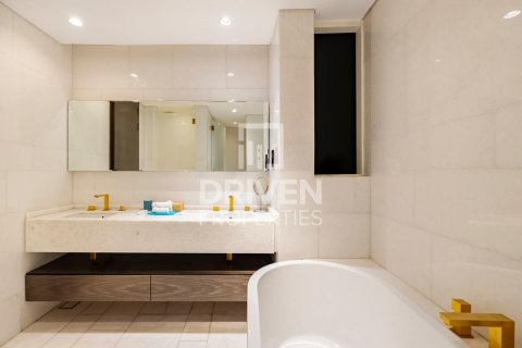 Apartman u gradu Palm Jumeirah, Dubai, UAE 2 spavaće sobe, 281 m2 Br. 682668 - Slika 12