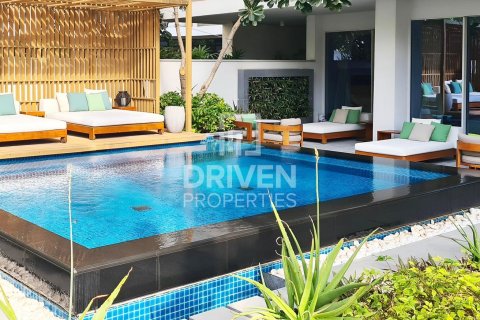 Apartman u gradu Palm Jumeirah, Dubai, UAE 2 spavaće sobe, 281 m2 Br. 682668 - Slika 5