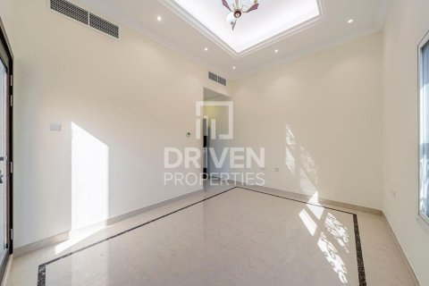 Villa in The Villa, Dubai, UAE 5 bedrooms, 502 sq.m. № 682667 - photo 4