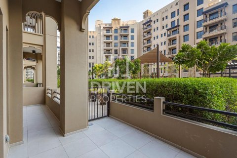 Lägenhet till försäljning i Umm Suqeim, Dubai, UAE 1 sovrum, 86 kvm Nr. 682670 - fotografi 14