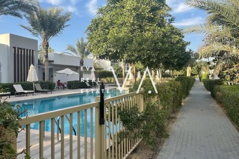 Városi lakóépület itt: Dubai, EAE, 3 hálószoba, 190 m², azonosító: 637747 - fénykép 23