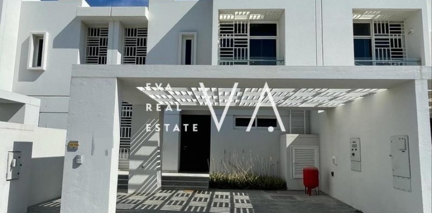 Városi lakóépület itt: Dubai, EAE, 3 hálószoba, 190 m², azonosító: 637747
