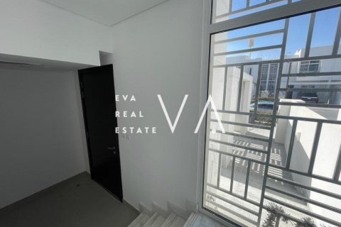 Városi lakóépület itt: Dubai, EAE, 3 hálószoba, 190 m², azonosító: 637747 - fénykép 11