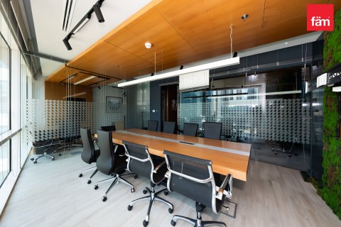 Снять в аренду офис в Бизнес-Бэй, Дубай, ОАЭ 145.5м2, № 660541 - фото 3