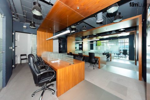 Office in Business Bay, Dubai, UAE 145.5 sq.m. № 660541 - photo 2