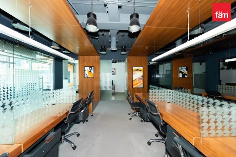 Снять в аренду офис в Бизнес-Бэй, Дубай, ОАЭ 145.5м2, № 660541 - фото 8