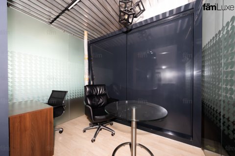 Office in Business Bay, Dubai, UAE 145.5 sq.m. № 660541 - photo 21