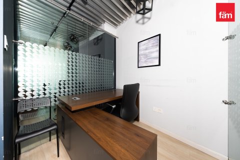 Снять в аренду офис в Бизнес-Бэй, Дубай, ОАЭ 145.5м2, № 660541 - фото 11