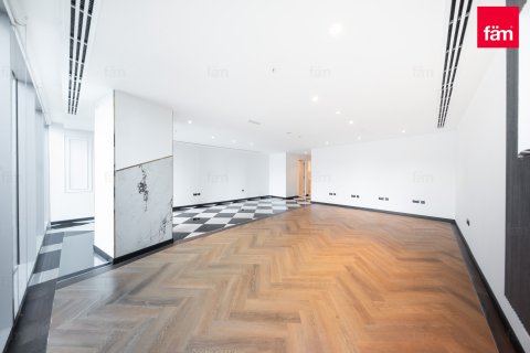 Office in Business Bay, Dubai, UAE 67.5 sq.m. № 660547 - photo 6