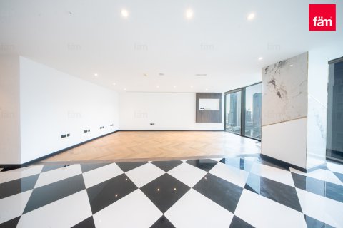 Office in Business Bay, Dubai, UAE 67.5 sq.m. № 660547 - photo 4