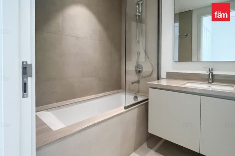 Villa te huur in Dubai, VAE 3 slaapkamers, 168 vr.m., nr 660542 - foto 11