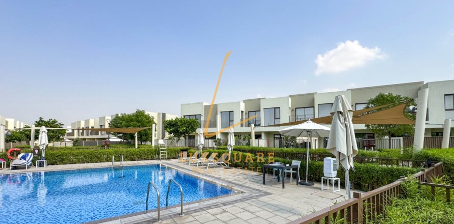 Villa i Dubai South (Dubai World Central), Dubai, UAE 3 sovrum, 181 kvm Nr. 659925