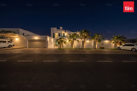Vila di Al Barsha, Dubai, UAE 5 bilik tidur, 1114.8 meter persegi № 725806 - foto 3