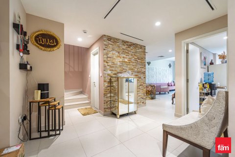 Villa til leje i Dubai, UAE 4 soveværelser, 227.5 kvm № 668881 - foto 8