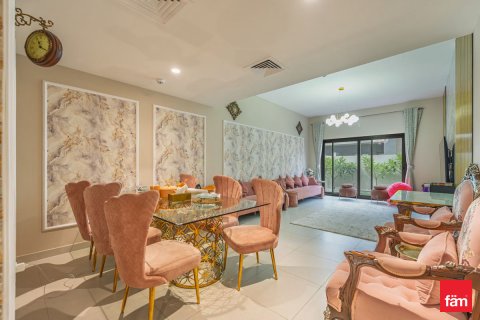 Villa til leje i Dubai, UAE 4 soveværelser, 227.5 kvm № 668881 - foto 5