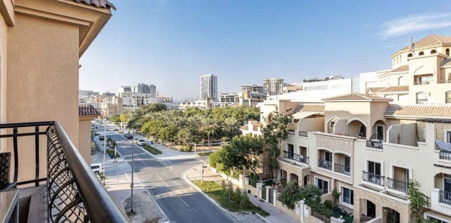 Apartment in Dubai, UAE 1 bedroom, 68.6 sq.m. № 727261