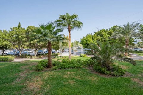 Apartment in Discovery Gardens, Dubai, UAE 45 sq.m. № 730570 - photo 6