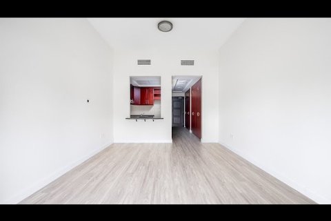 Apartment in Discovery Gardens, Dubai, UAE 45 sq.m. № 730570 - photo 13