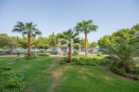 Apartment in Discovery Gardens, Dubai, UAE 45 sq.m. № 730570 - photo 7
